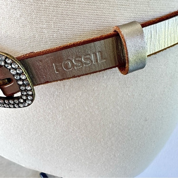 2 for $26 Fossil Silver Leather Belt Rhinestone Buckle Small - Picture 5 of 9